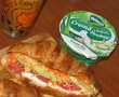 Croissant cu crema de branza, salami si salata de cruditati-5