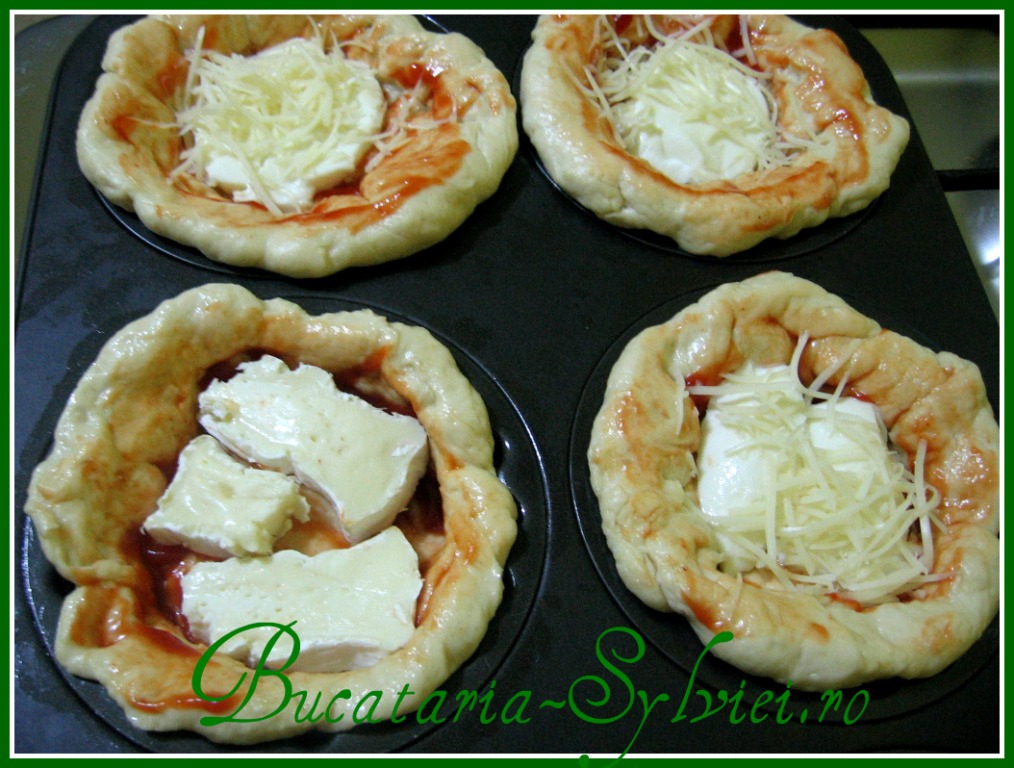 Minipizza cu 4 arome