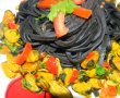 Tagliolini al nero di seppia e cozze-6