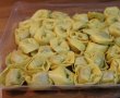 Tortellini cu branza si sos de ciuperci-1