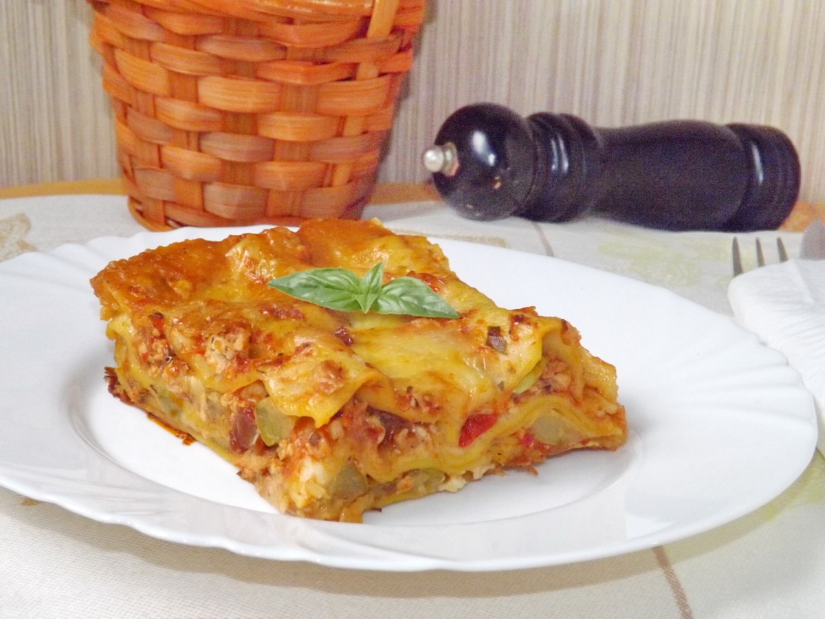 Lasagna cu piept de pui si dovlecel