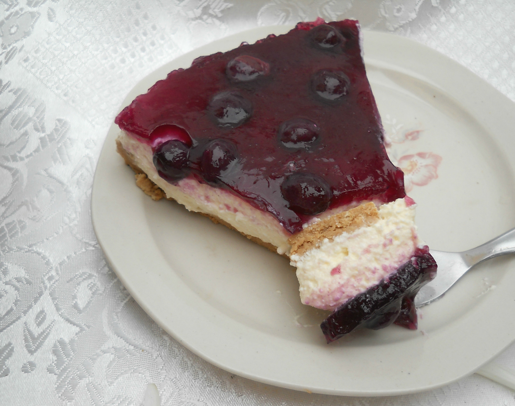 Cheesecake cu jeleu de struguri