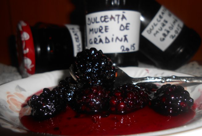 Dulceata de mure de gradina