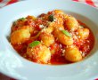 Gnocchi cu mozzarella in sos de rosii-6