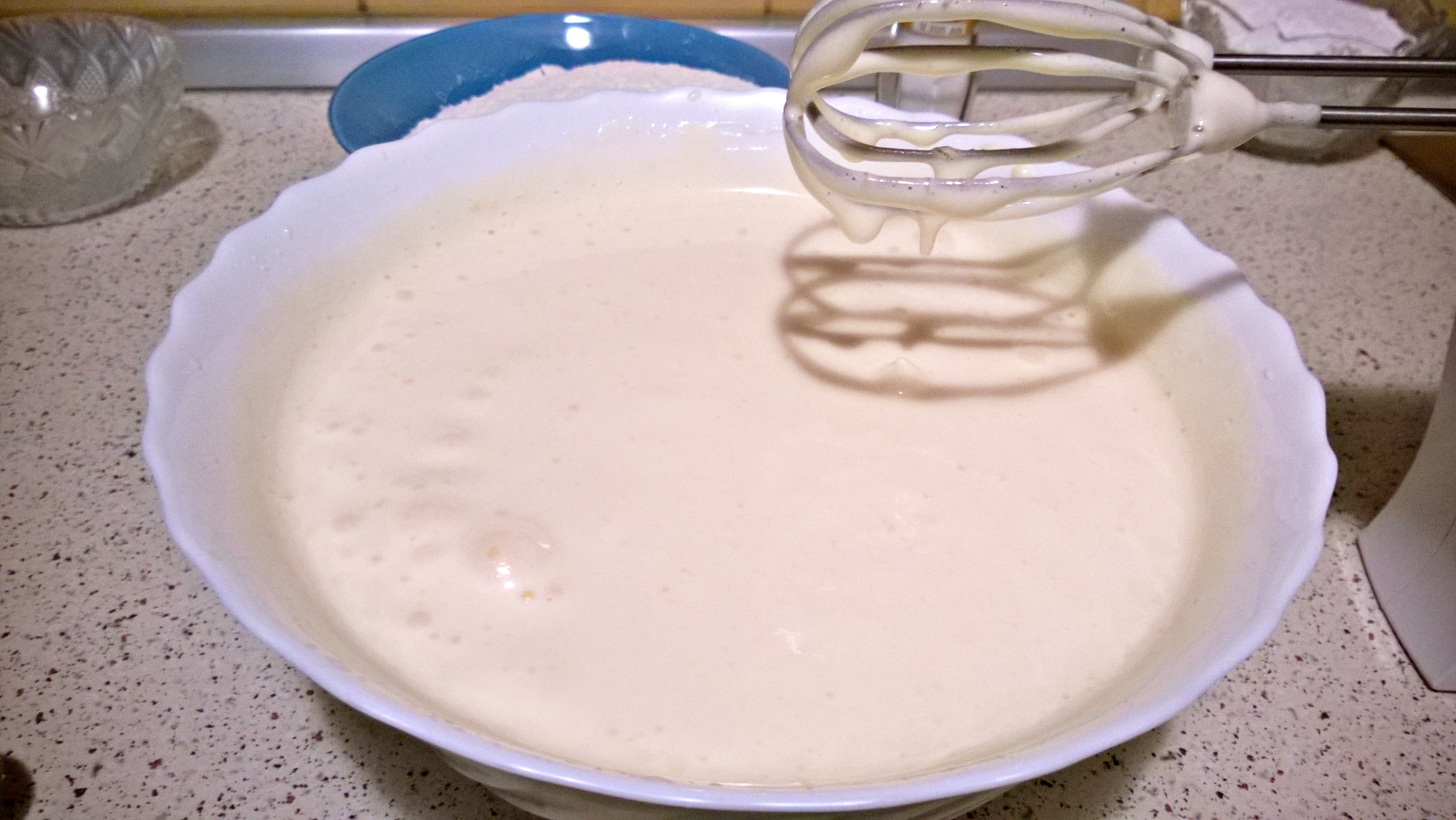 Tort cu fructe si crema de mascarpone