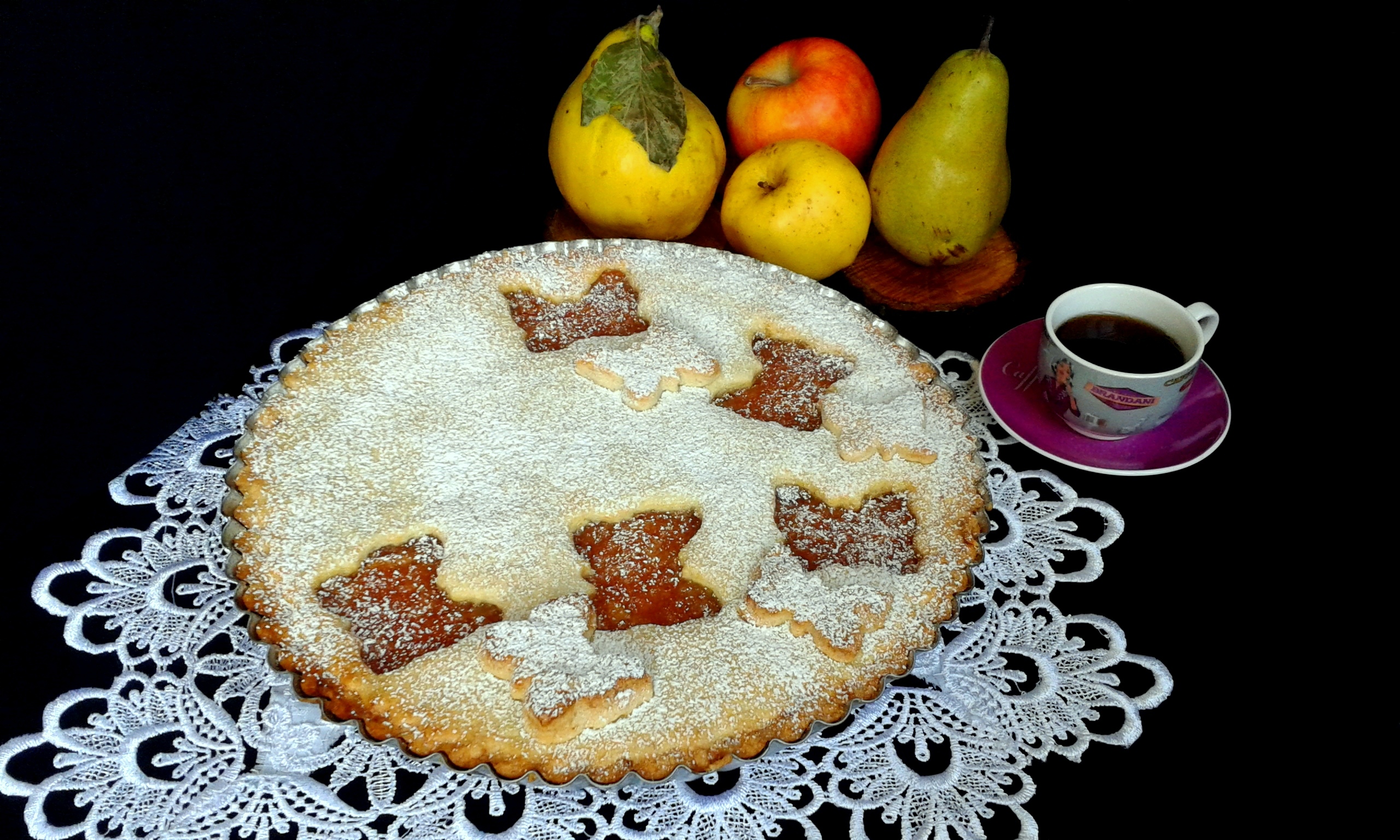 Tarta cu fructe de toamna