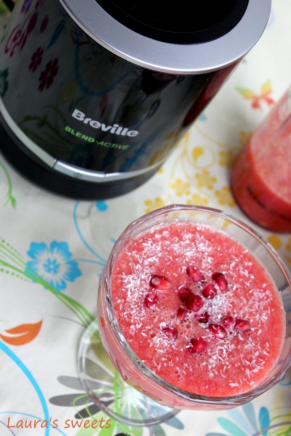 Smoothie de portocale cu rodie