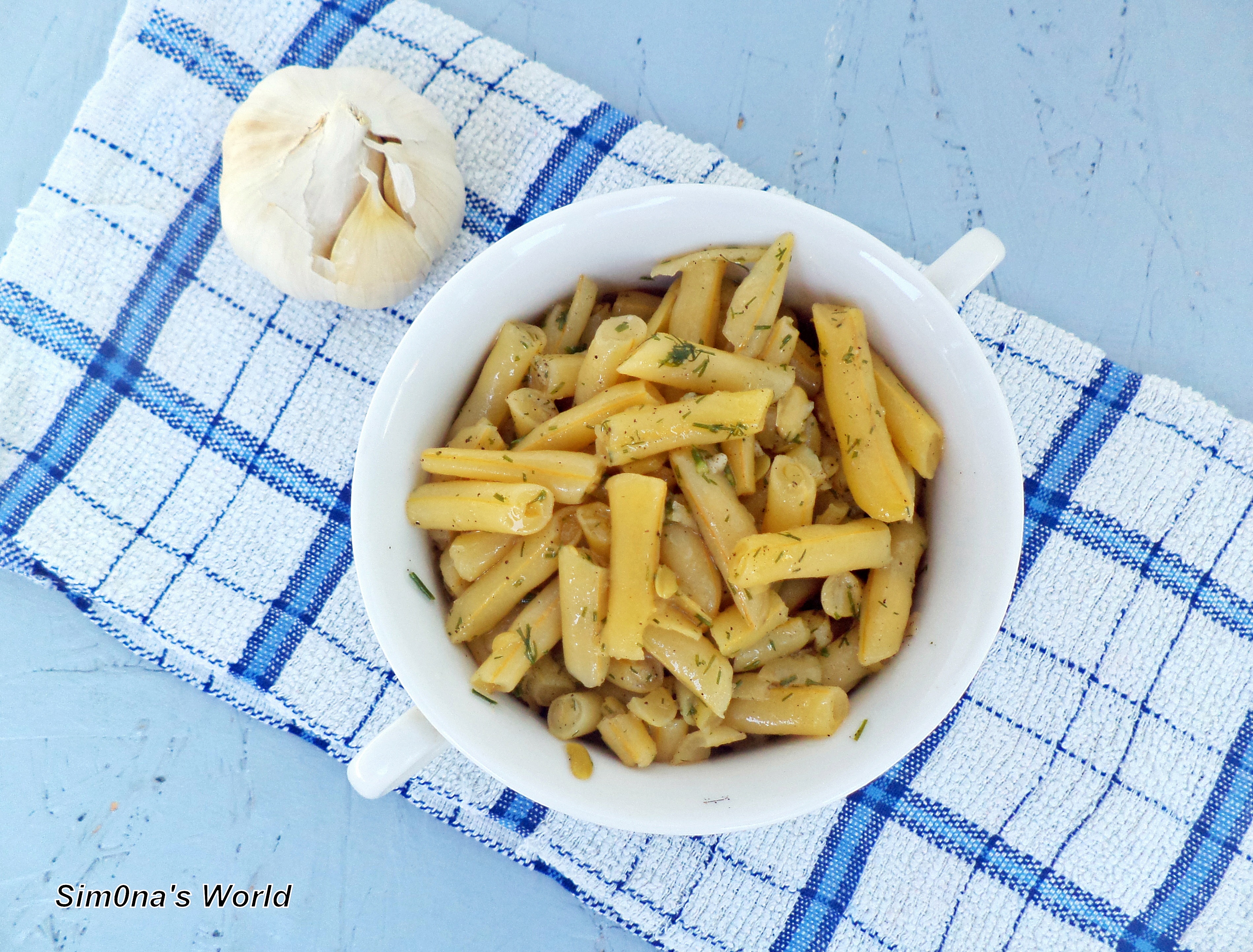 Salata de fasole verde cu usturoi