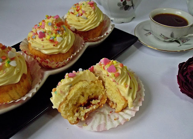 Cupcakes cu crema de vanilie