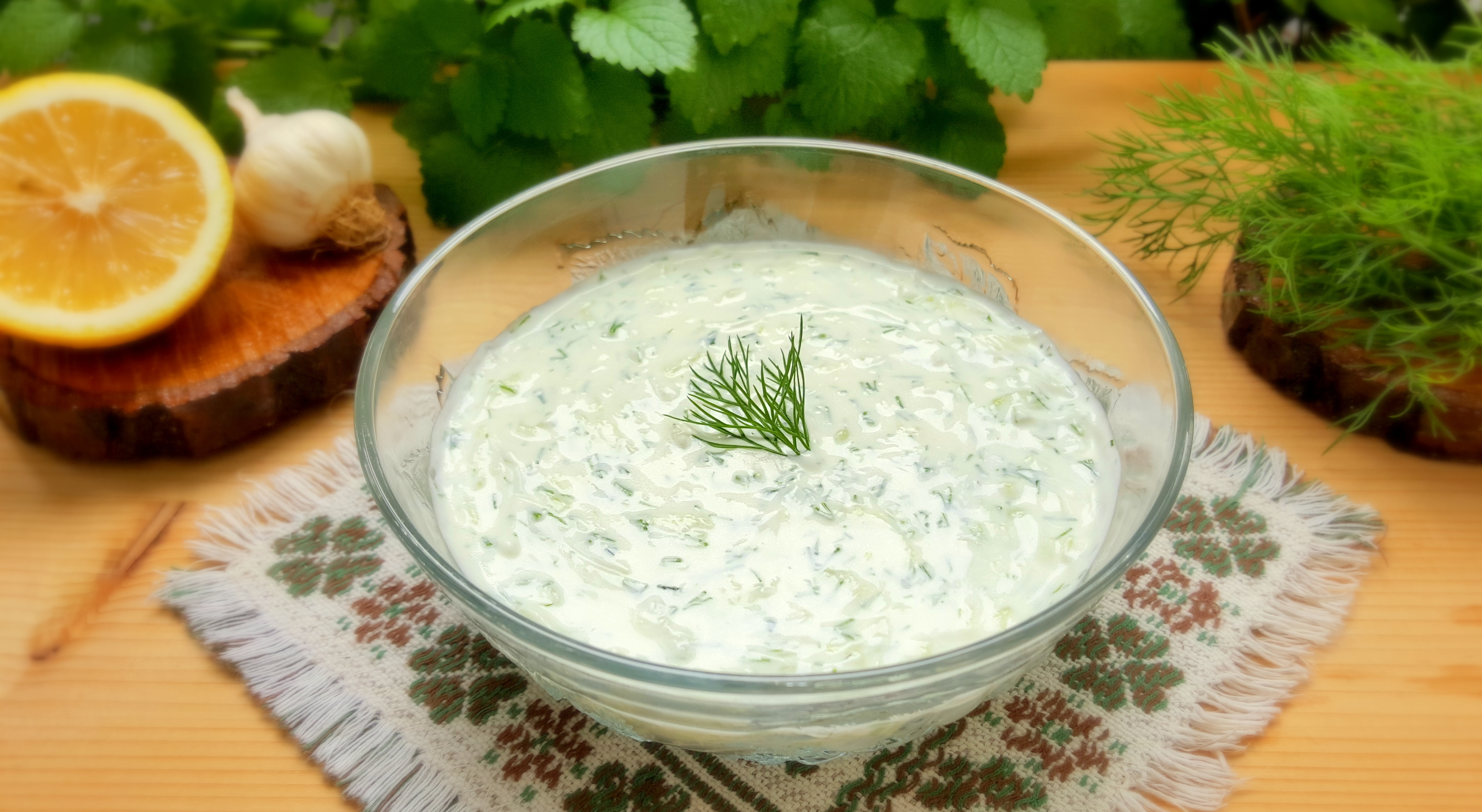 Sos tzatziki