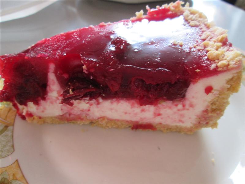 Cheesecake cu visine (fara coacere)