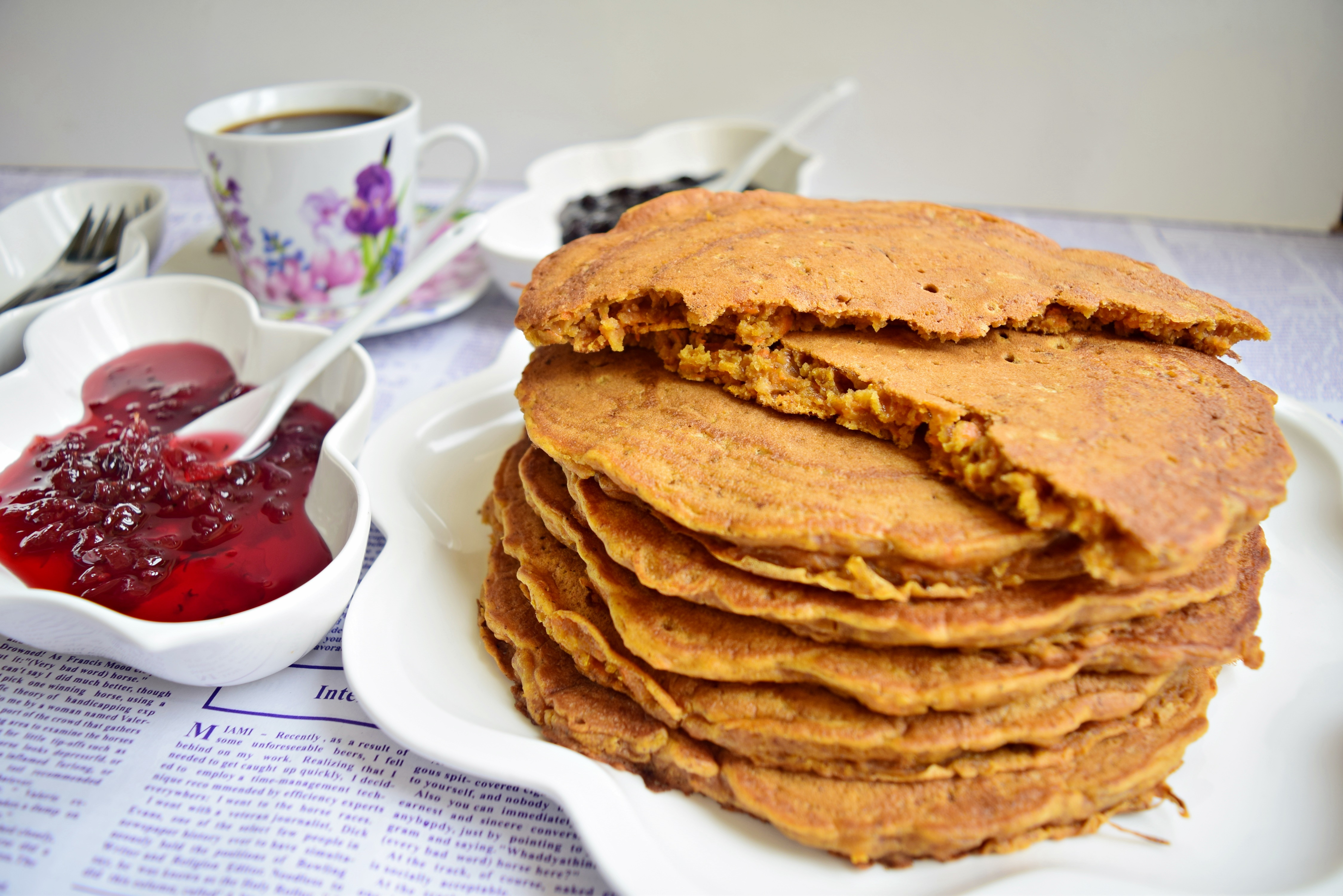 Pancakes cu morcovi si nuci