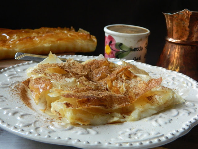 Bougatsa