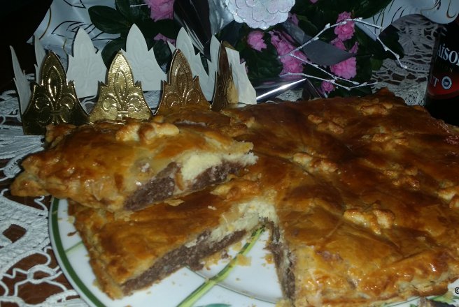 Placinta Galette des rois, cu migdale si ciocolata