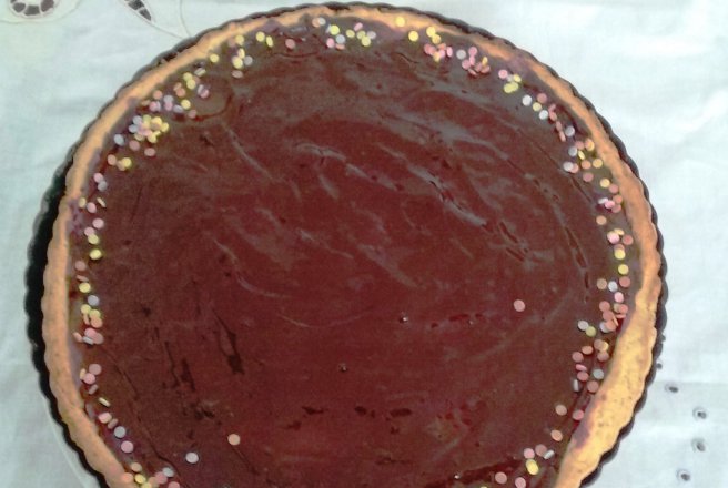 Tarta cu crema de  mure, mascarpone si glazura de ciocolata