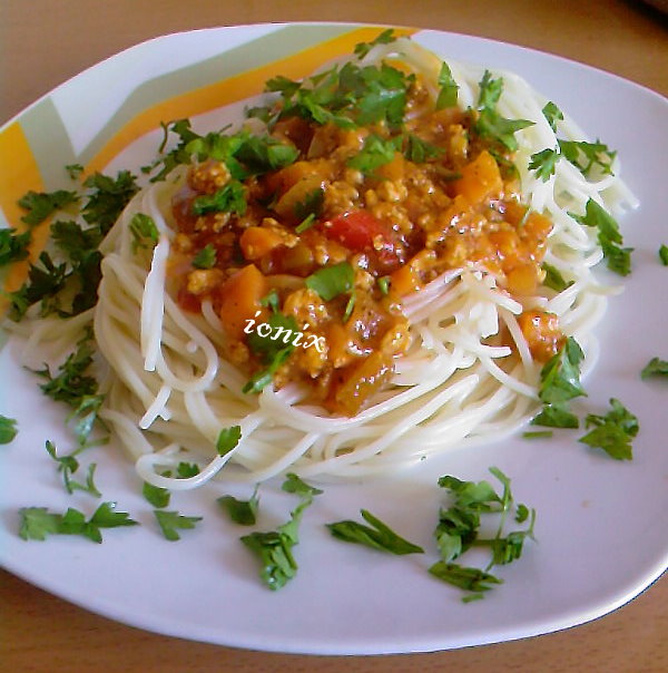 Spaghetti Ionixese con pollo