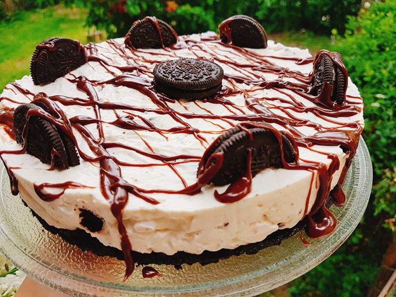 Desert cheesecake cu oreo