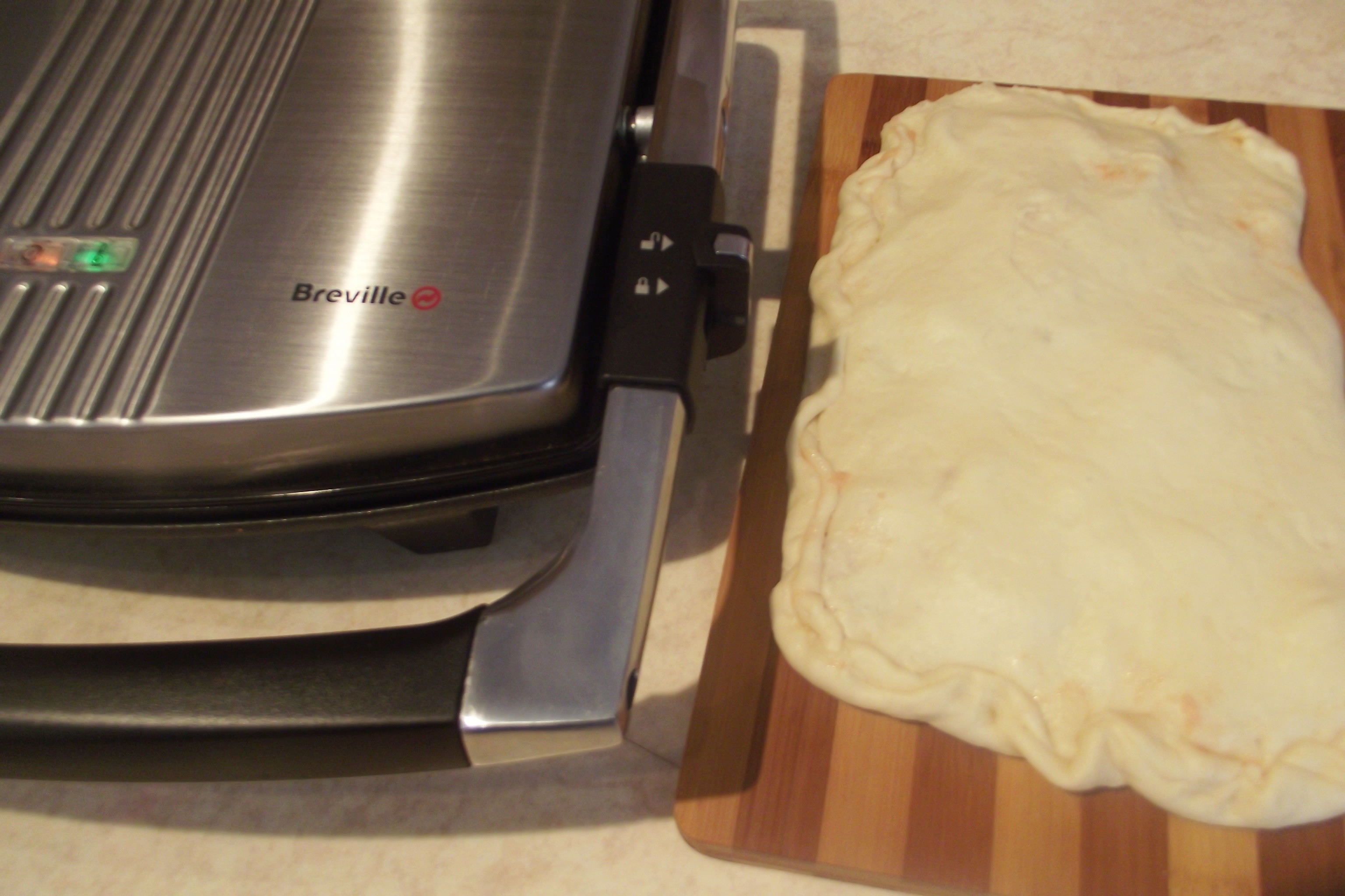 Sandwichuri cu muraturi si preparate din carne, la panini maker