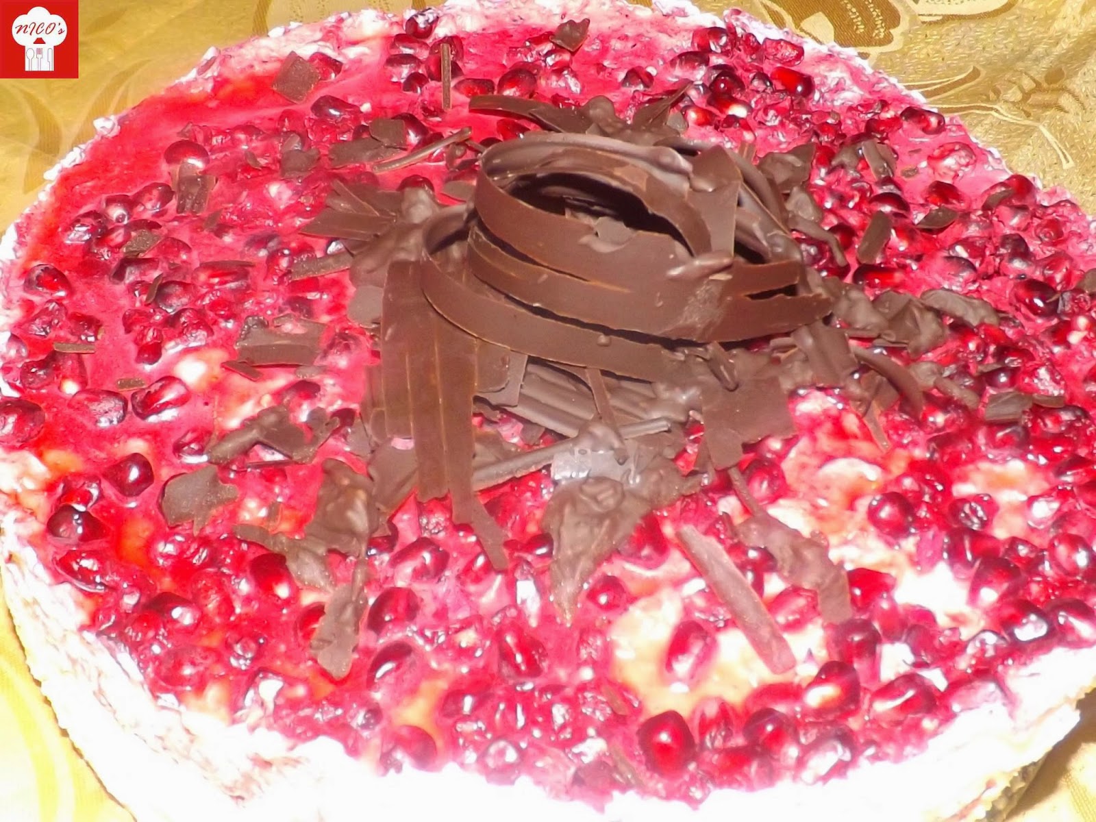 Desert tort de iaurt cu rodie