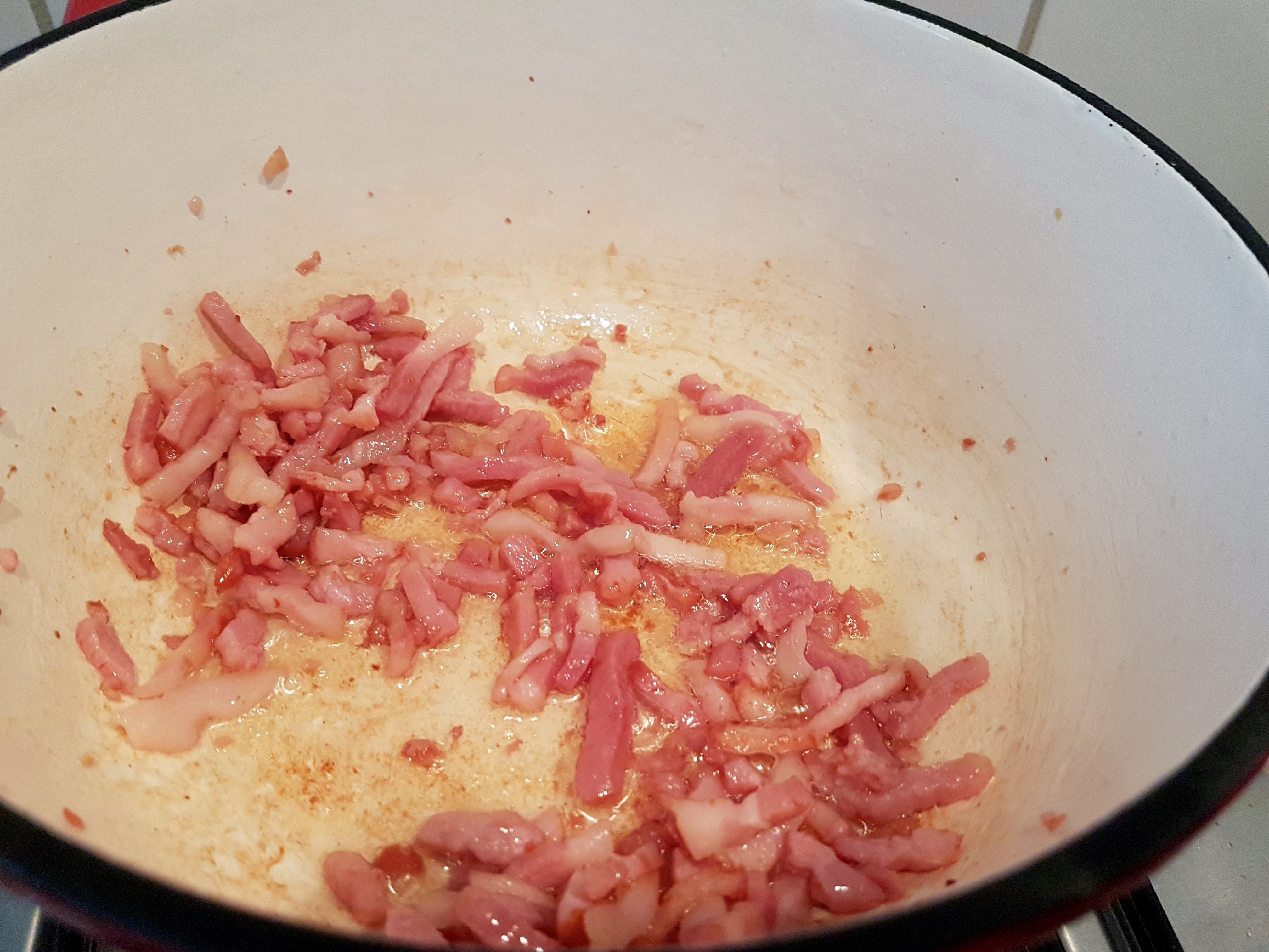 Poulet en Cocotte Bonne Femme by Julia Child (Pui la cuptor cu bacon, ceapa si cartofi)