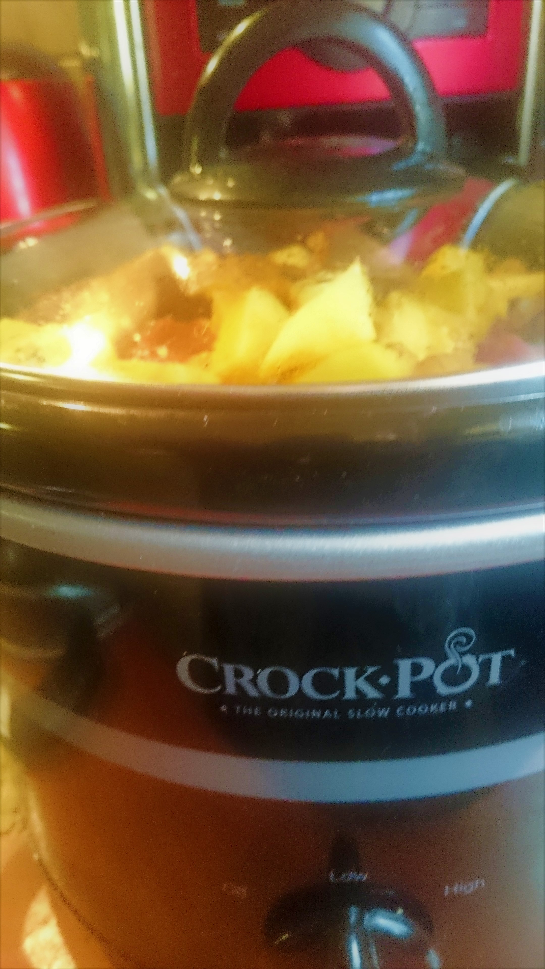 Gulas de vita la slow cooker Crock-Pot