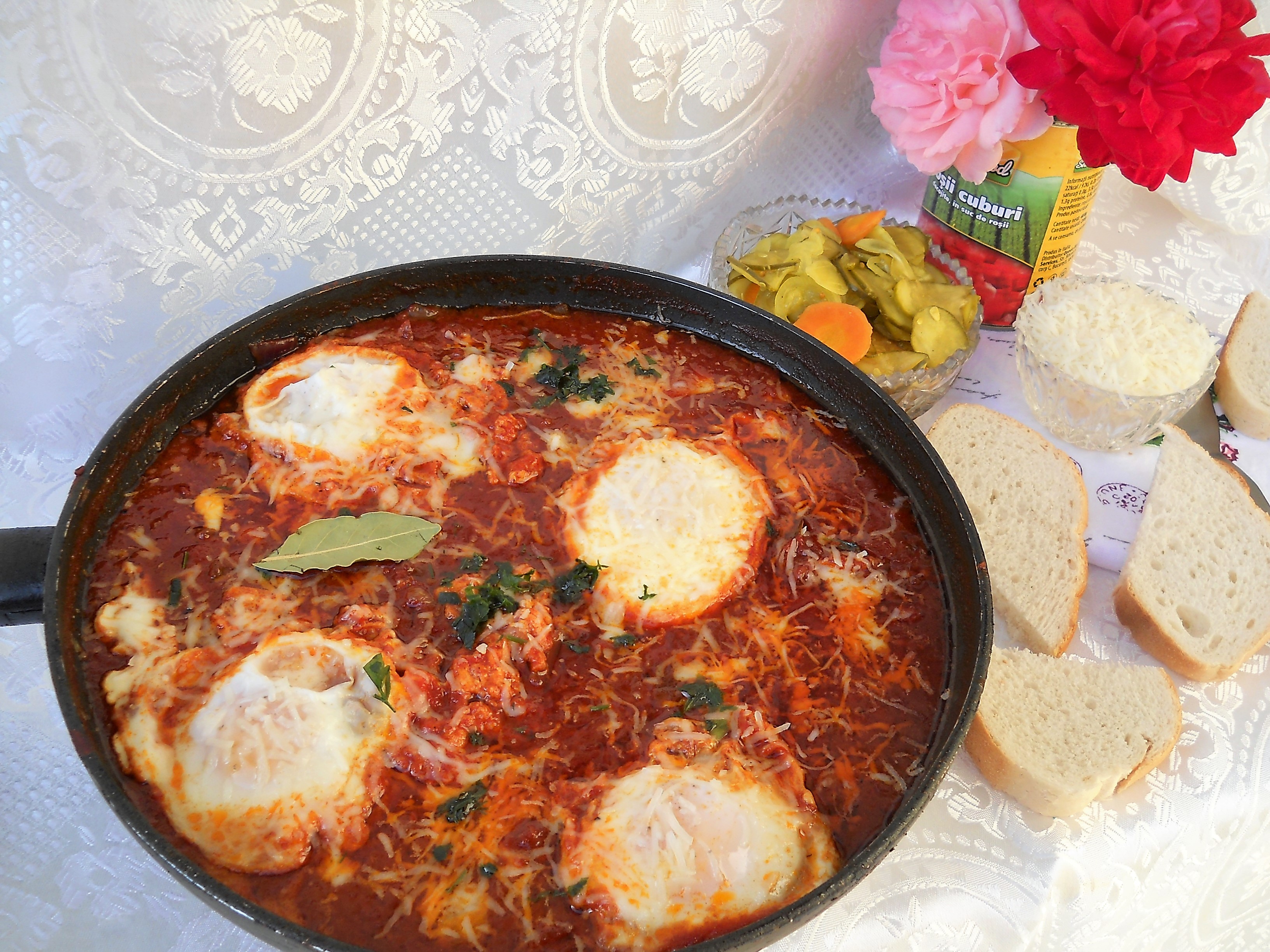 Shakshuka cu rosii