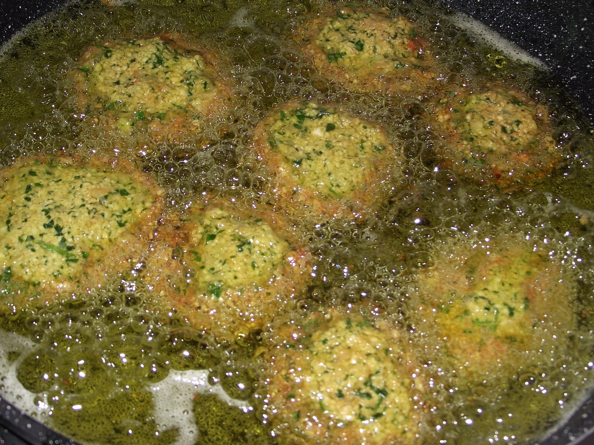 Reteta de falafel - renumitele si laudatele chiftele de naut