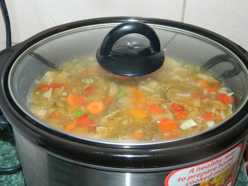 Pilaf cu pui si legume la slow cooker Crock-Pot