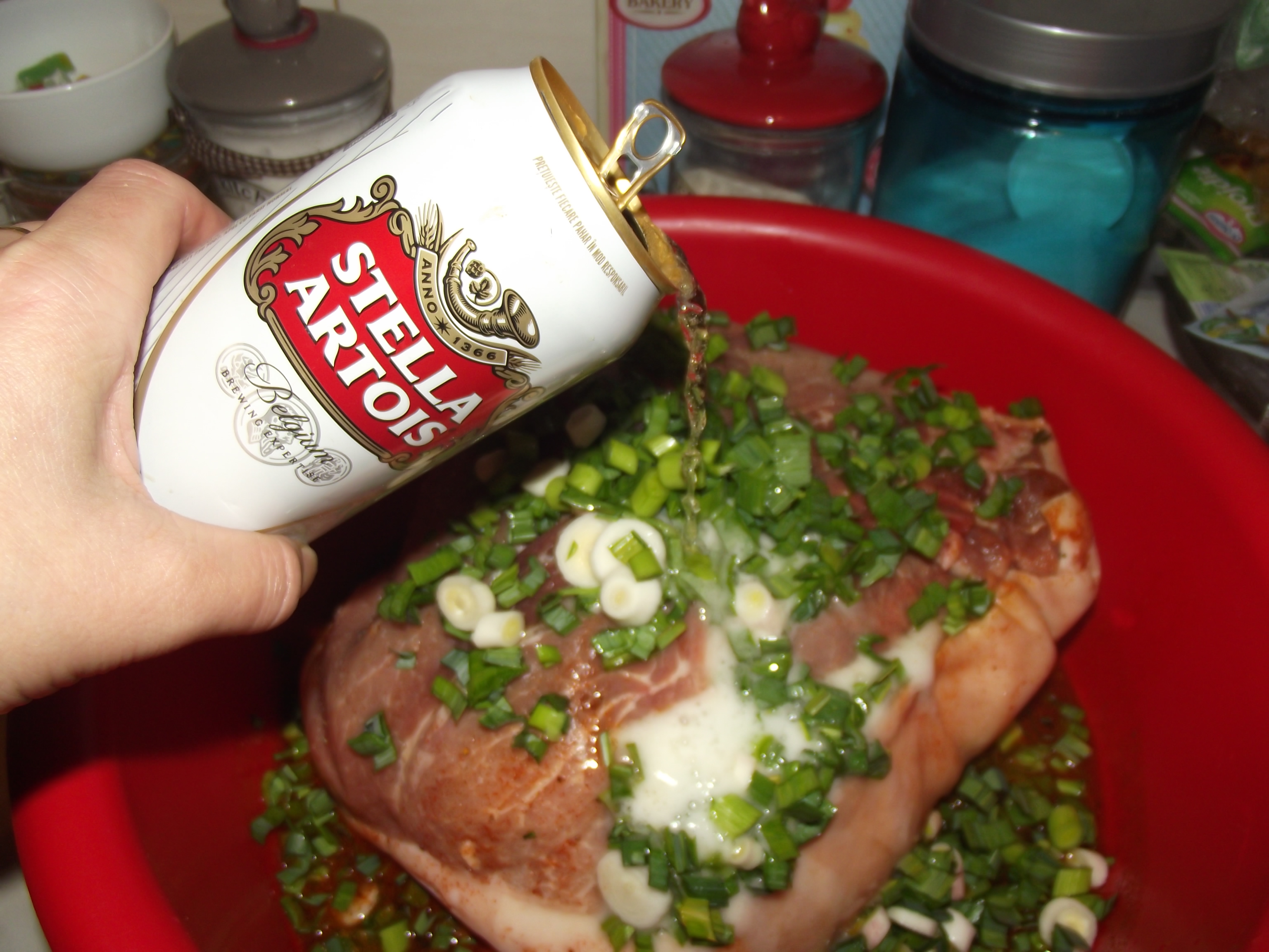 Jambon imbatat cu Stella Artois