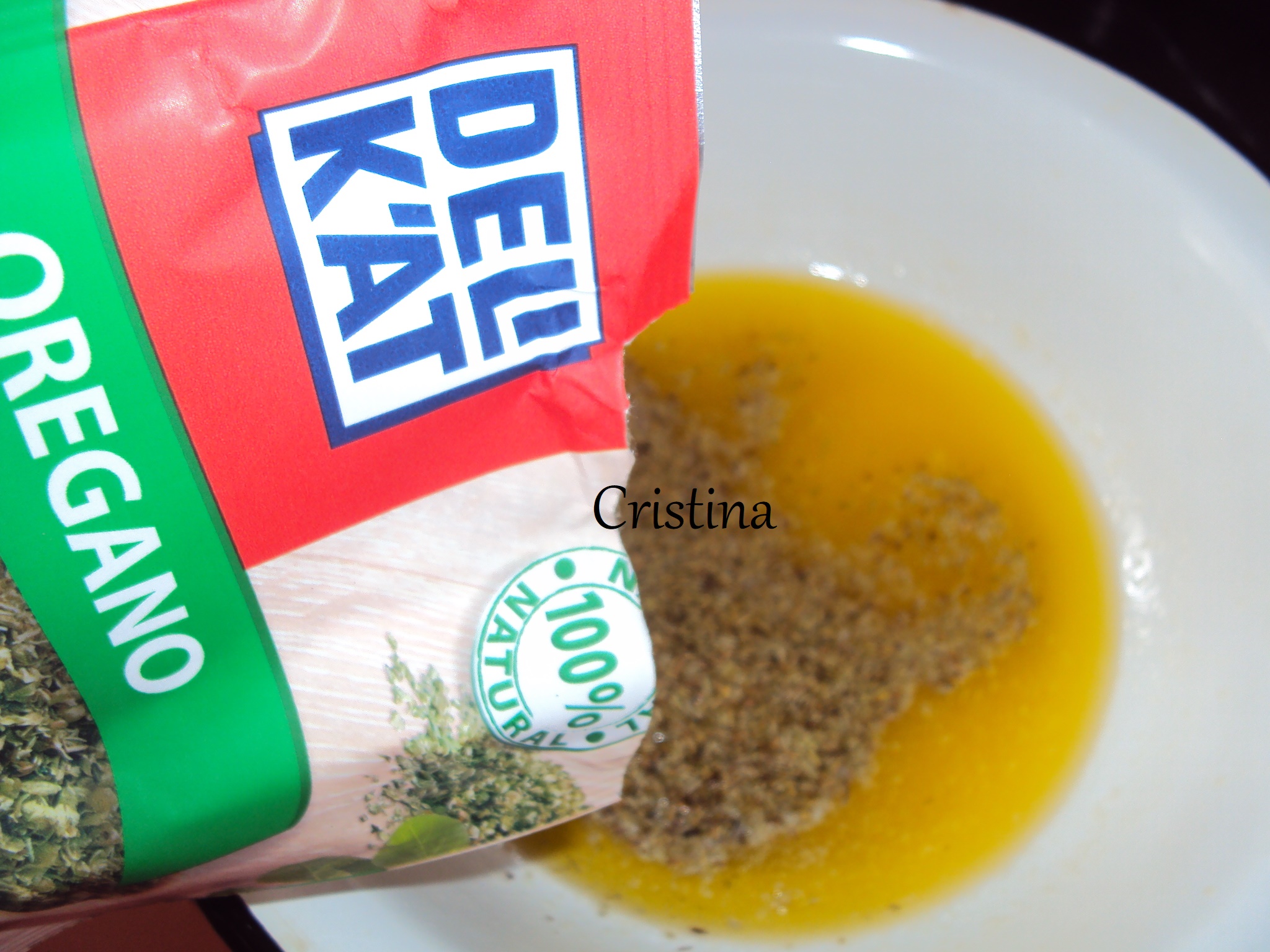 Gratin de cartofi cu ierburi aromate