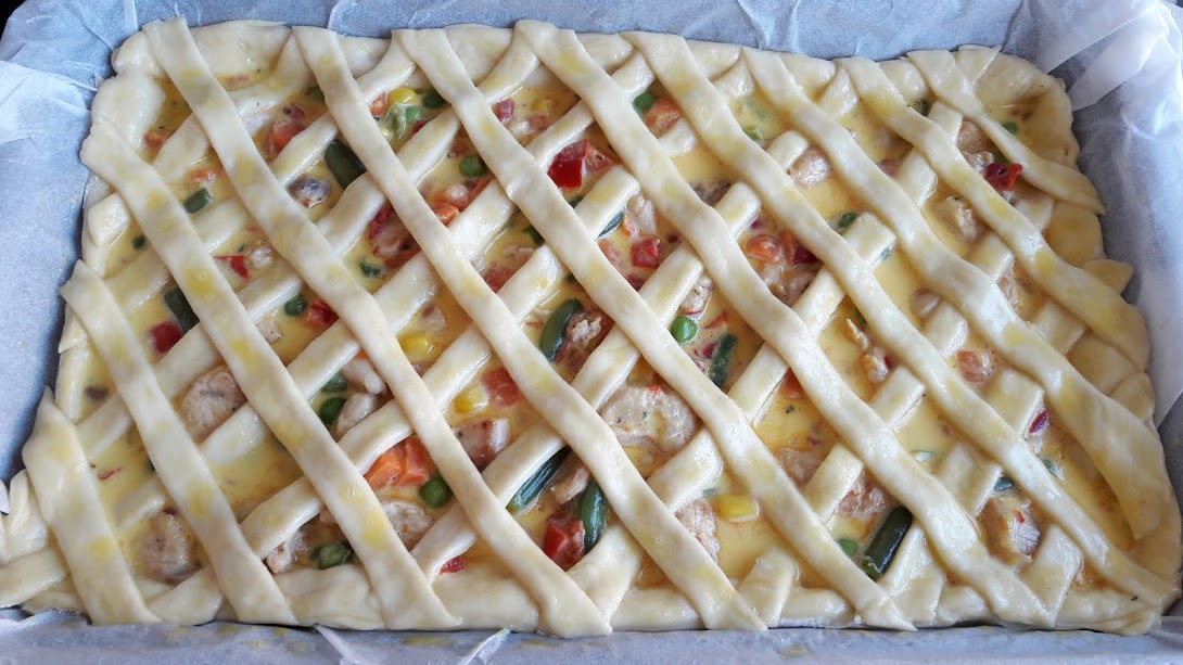 Placinta cu pui si legume
