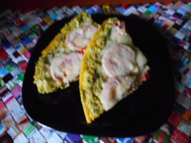 Pizza cu blat de broccoli