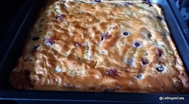 Desert clafoutis cu struguri