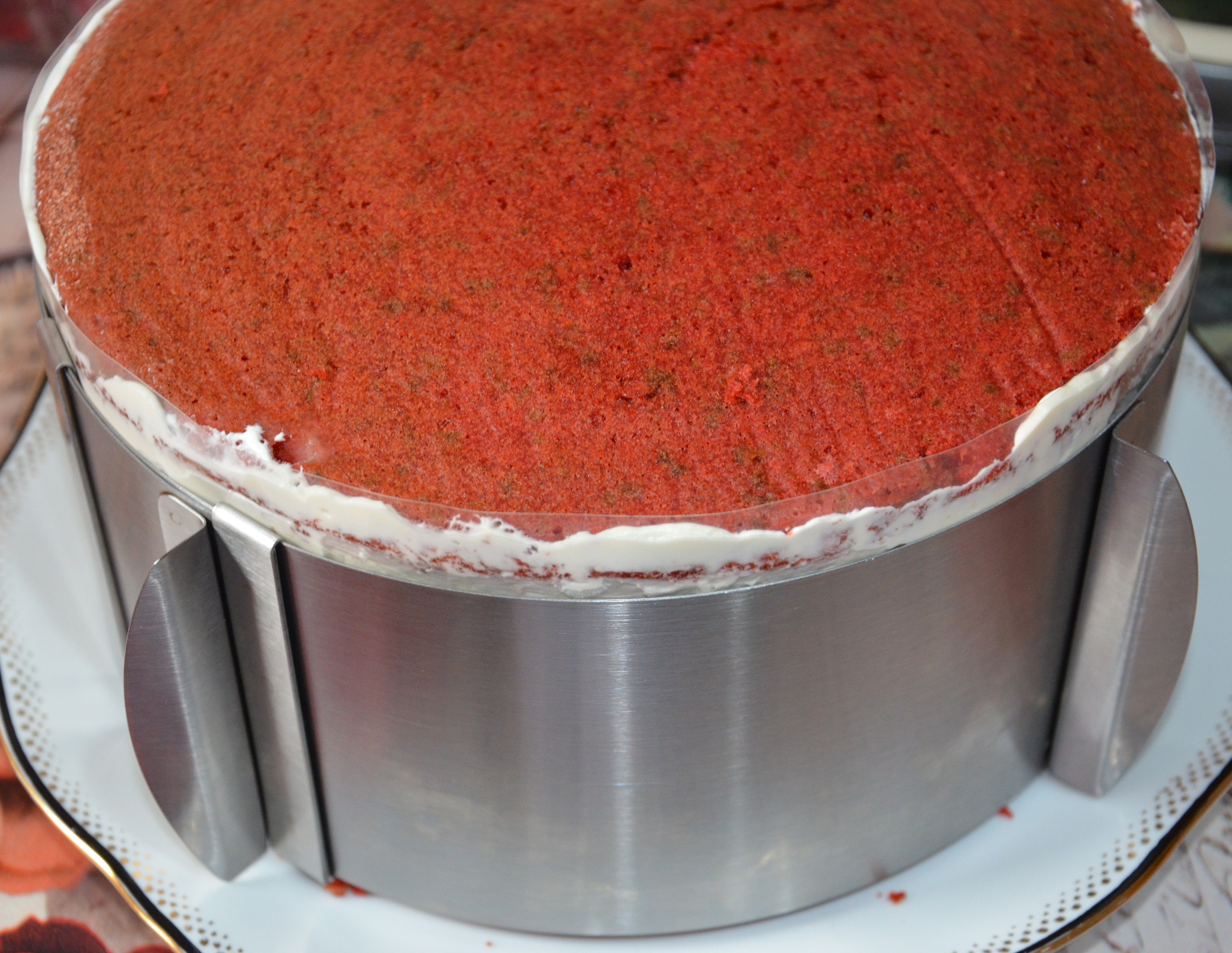 Tort Red Velvet, cu crema de branza si lamaie