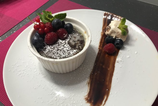 Desert lava cake