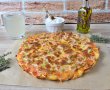 Pizza cu sunca si dovlecei-5