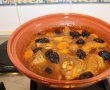 Tajine de pui cu prune si caise uscate-7