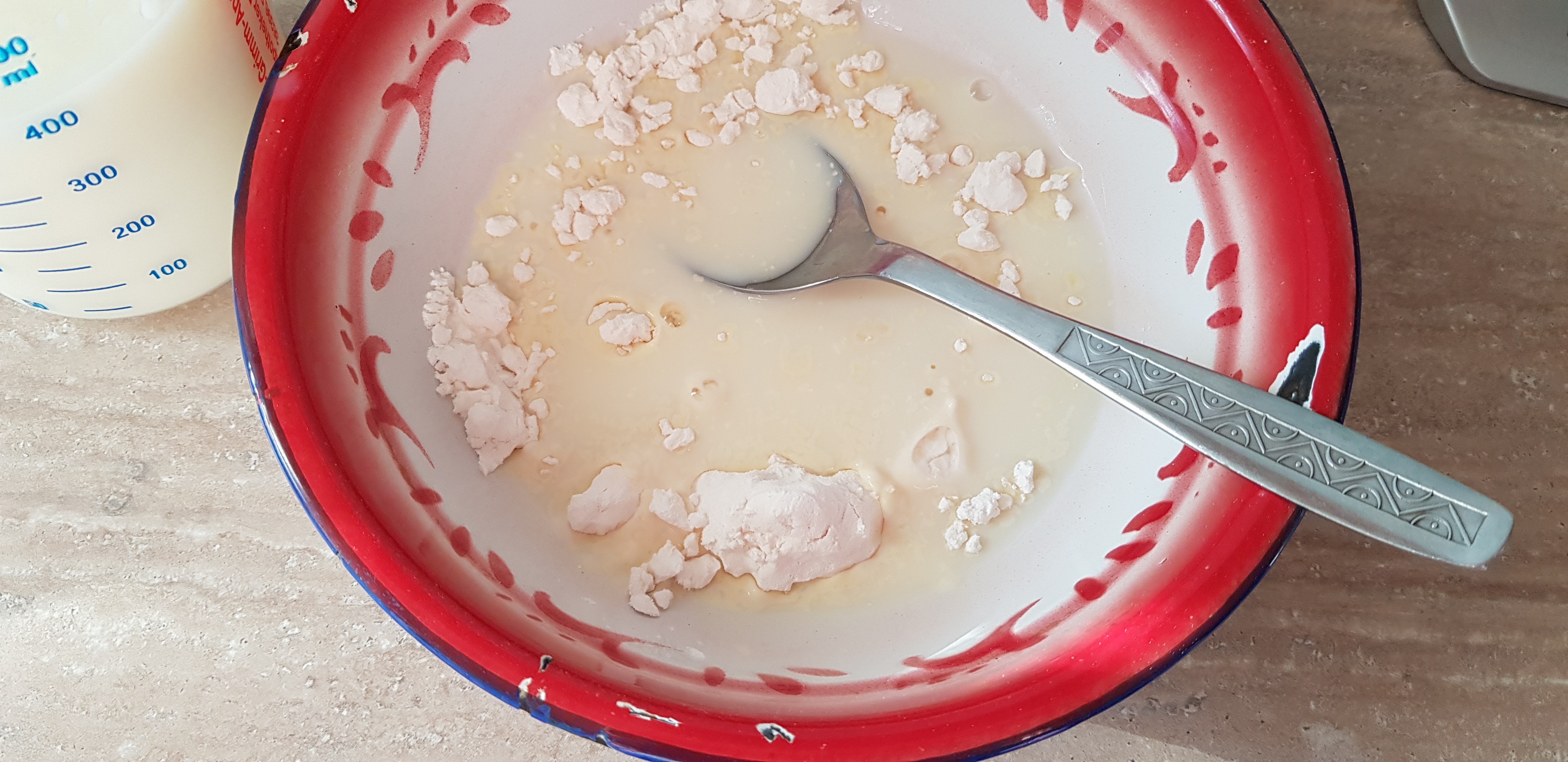 Desert prajitura cu urda si bezea