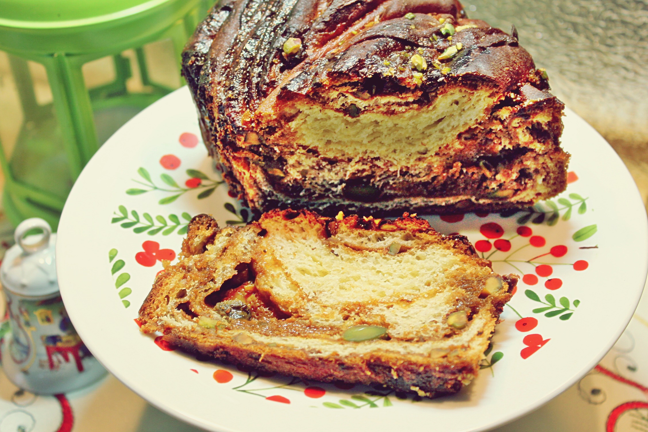 Desert Babka cu dulceata de lapte si fistic