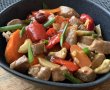 Porc in stil chinezesc (Pork stir fry)-6