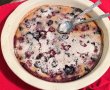 Desert clafoutis cu fructe de padure-5