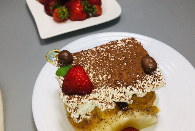 Desert tort Tiramisu pentru copii