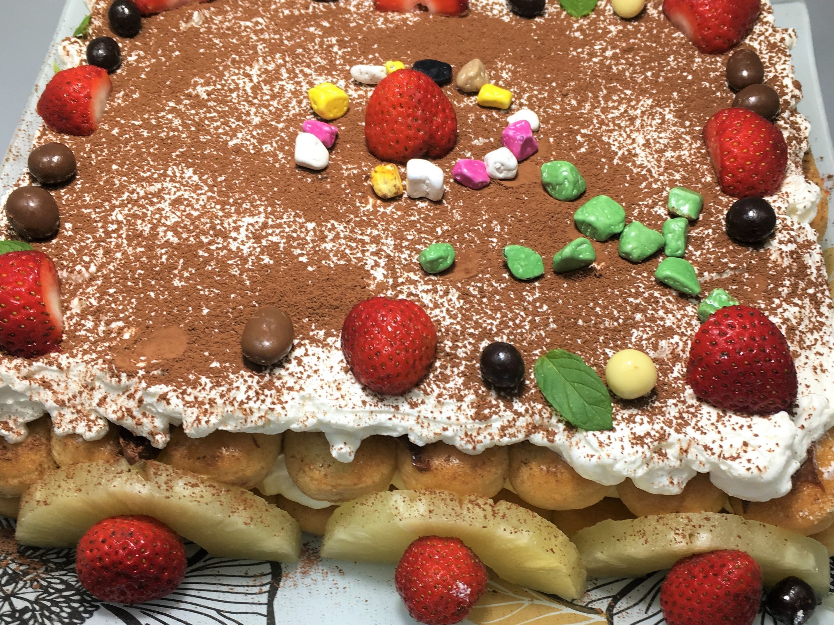 Desert tort Tiramisu pentru copii