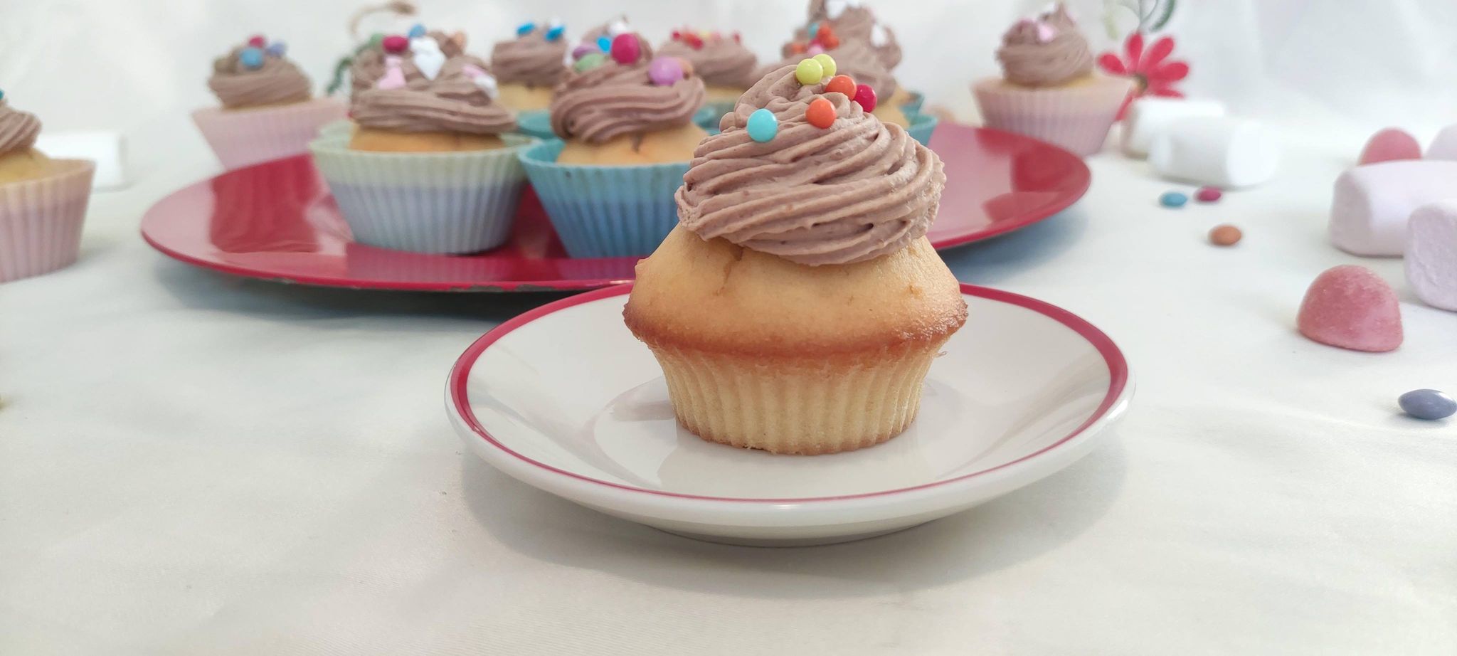 Desert cupcakes cu ganache de kinder bueno