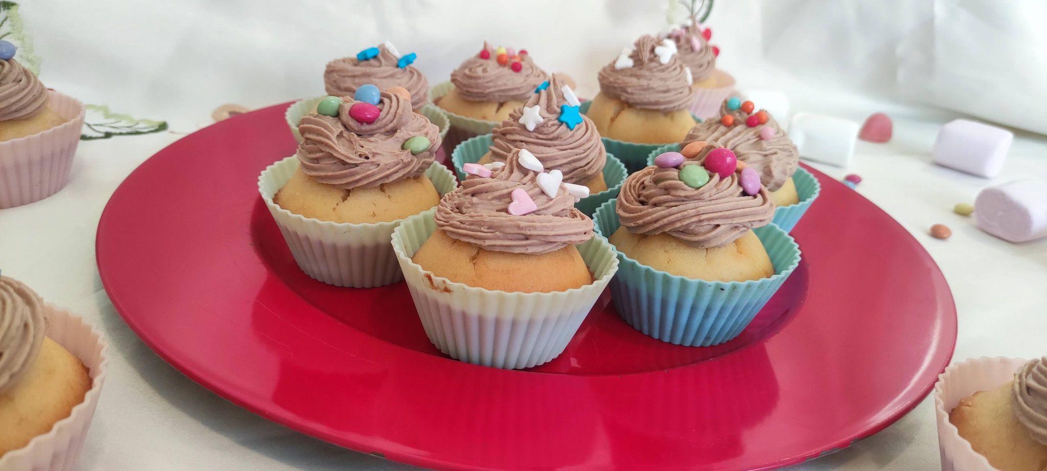 Desert cupcakes cu ganache de kinder bueno