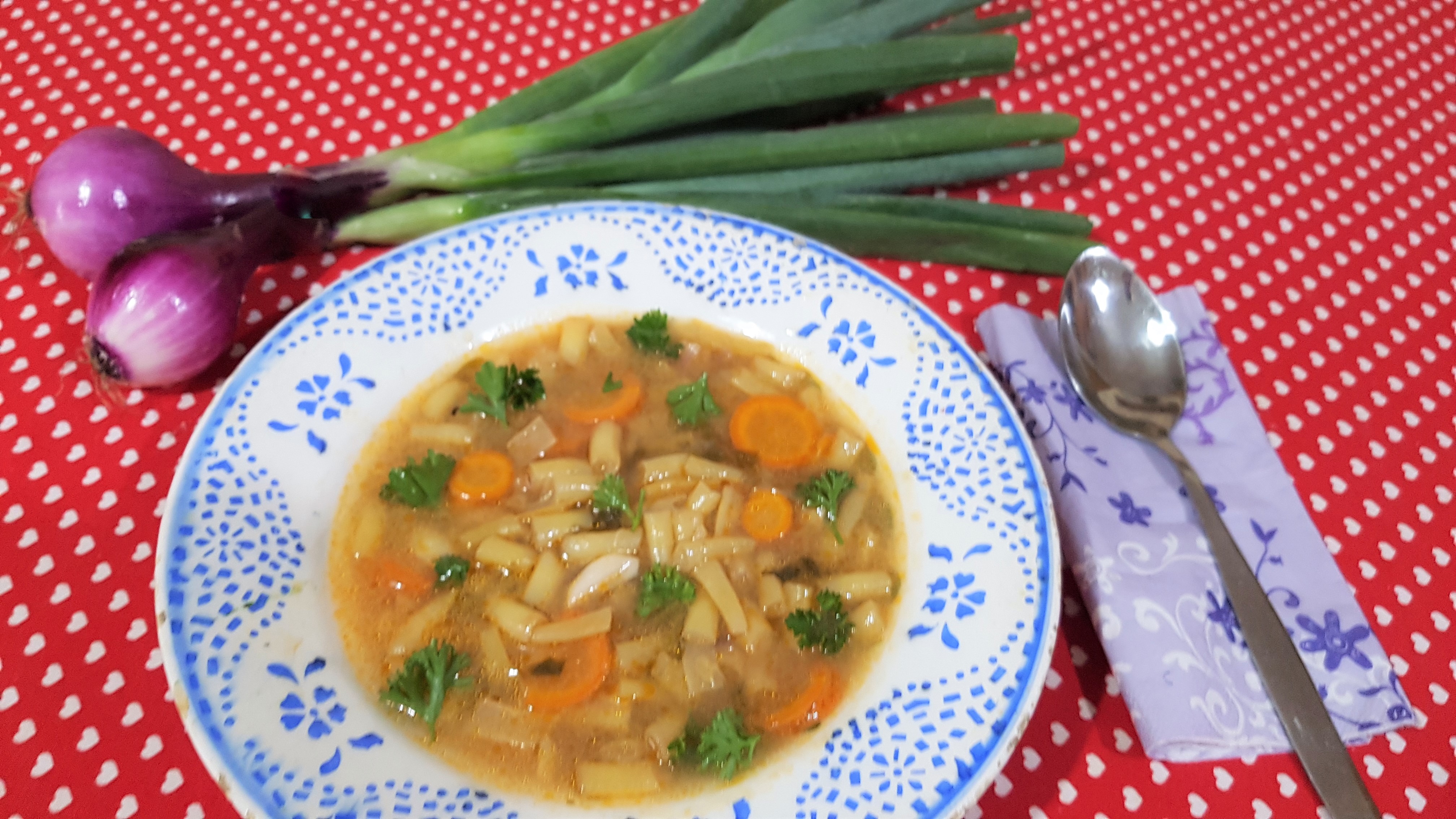 Ciorba simpla de fasole galbena pastai