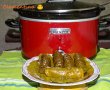 Sarmalute in foi de vita gatite la slow cooker Crock Pot-10