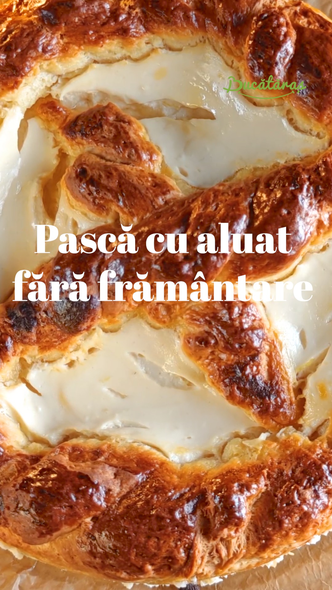 Pască cu aluat fără frământare și umplutură de brânză dulce - Rețeta delicioasă de casă