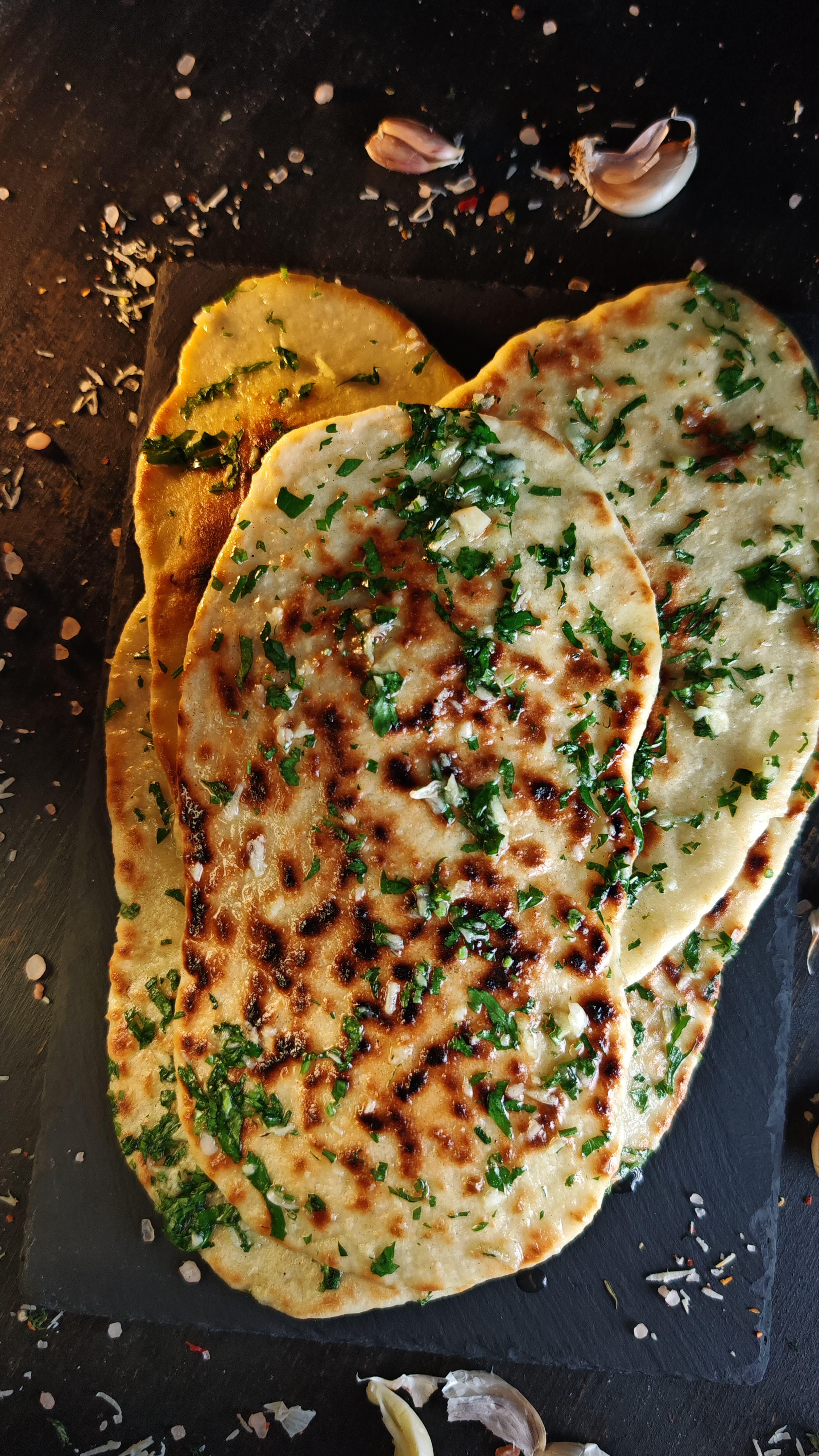 Pâinici Naan - Rețeta simplă și gustoasă care te va cuceri