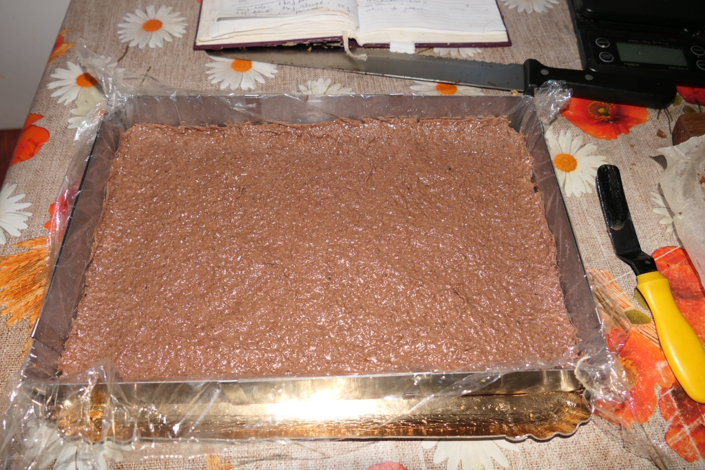 Prajitura cu dragoste ( Leontina 55 )